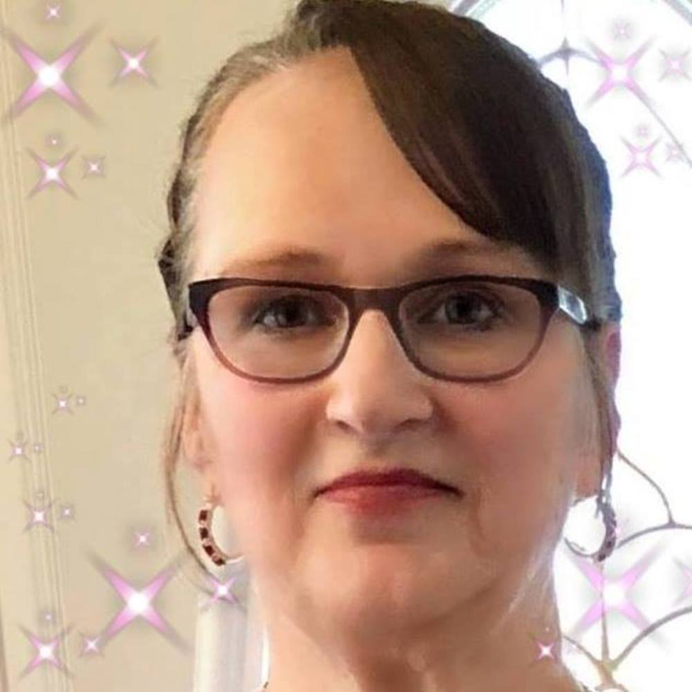 Meet your Posher, Marcia
